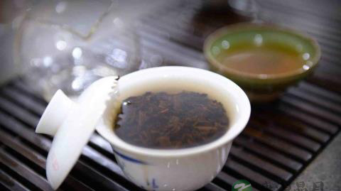 普洱茶具有灭菌抗毒功效及菌御毒作用