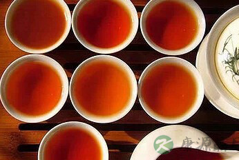 天凉了，来杯红茶吧！