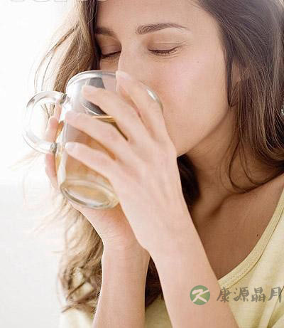 银耳薄公英茶具有袪斑美容功效