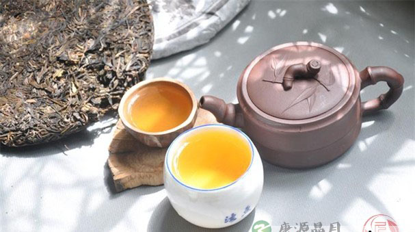 茶－－淡则养，浓则伤