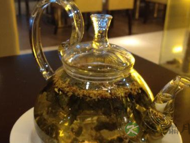 口臭别人远离你？看茶怎么帮你解决