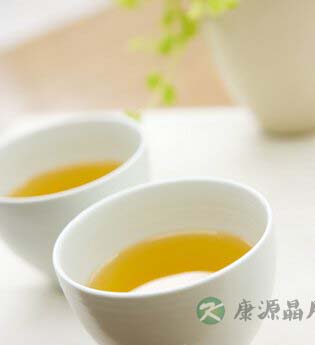 夏季降压吃什么好？推荐有助降血压的八款茶饮