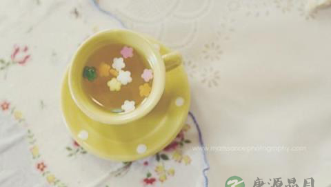 蜂蜜柠檬茶能生津止渴、化痰止咳功效