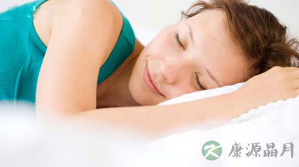 枕头养生法 护颈护腰保健康