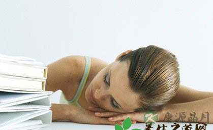 不正当的睡眠方式会加速女人衰老