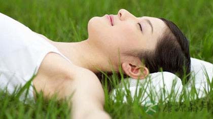 夏季腋臭扰人 如何预防腋臭的发生