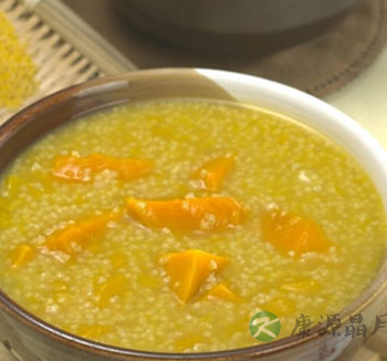 夏季晚上饿了吃这些 有助睡眠还不会发胖