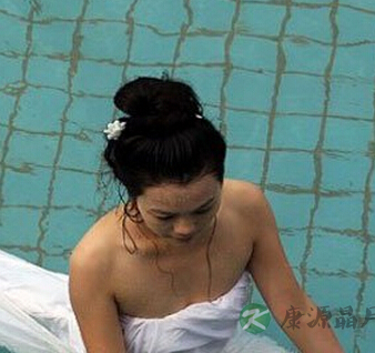 水上瑜伽给你不一样的6感受