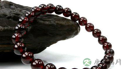 石榴石养出女人好血色