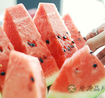 夏季怎么养生 夏天吃什么水果对身体好