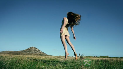 想长寿　多赤脚