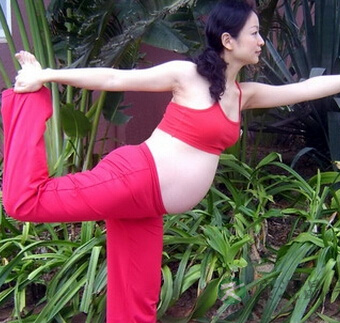 孕妇瑜伽 孕妇学瑜伽了解调息技巧