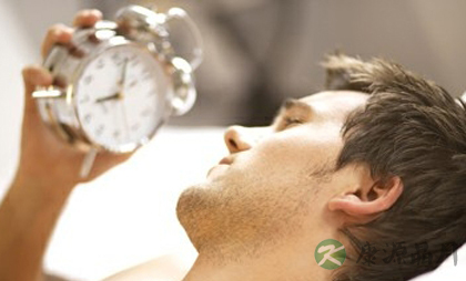 睡眠不足的危害多 养生要保证充足睡眠