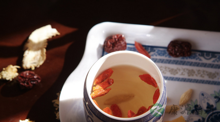 秋季养生首要滋养肺部