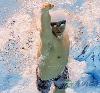 自由泳怎么游？ 自由泳动作要领