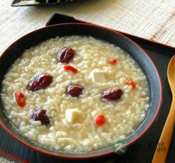 补血养颜 适合女人补气血的药膳食谱大全