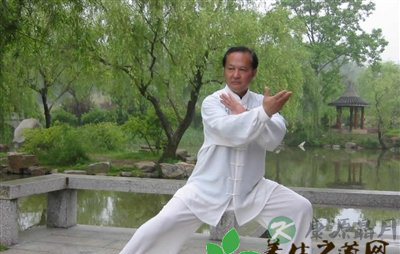 长寿老人七大养生秘籍 延年益寿少生病