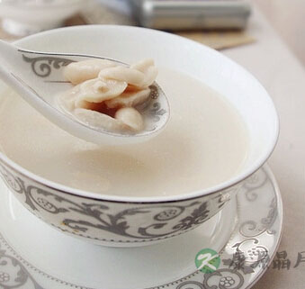 干咳嗽吃什么好的快 治疗干咳嗽的食疗方法 干咳嗽吃什么好的快 治疗干咳嗽的食疗方法