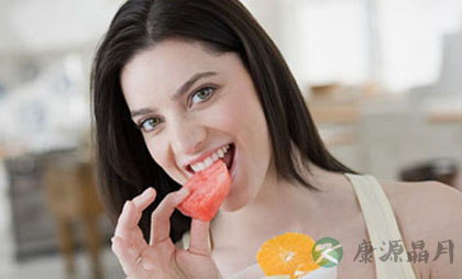 夏季寒性体质多吃水果可保养