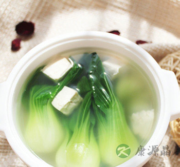 夏季饮食养生 六款清凉汤清热解暑又营养