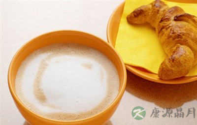 勤搓足心可以预防秋季困乏