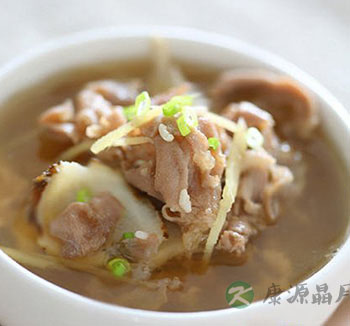 女性体寒吃什么 四类食物抵御寒冷改善体寒