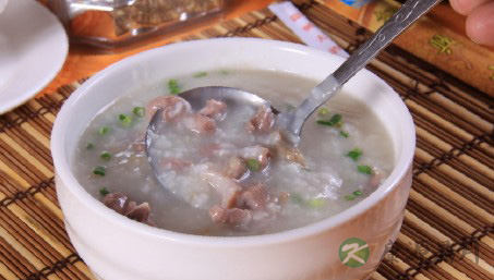 夏转秋防治感冒可多吃萝卜