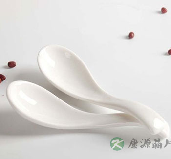 别小看梳子 巧用梳子梳乳房能散瘀丰胸