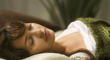 不正当的睡眠方式会加速女人衰老