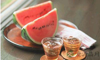 今日末伏 清补祛暑吃＂八宝＂