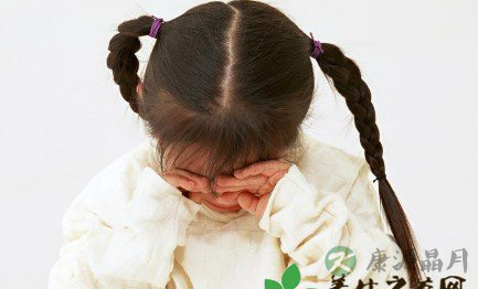 开灯睡觉容易致癌？