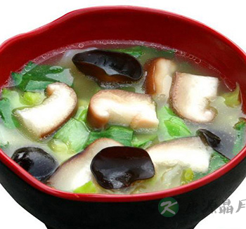 夏季饮食养生 六款清凉汤清热解暑又营养