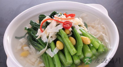 外出吃饭 菜肉果粮不能少