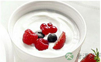 酸奶减肥挑时间:餐后饮用效果最佳