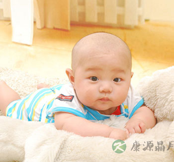 夏季蚊虫猖狂 宝宝被蚊虫叮咬后怎么消肿