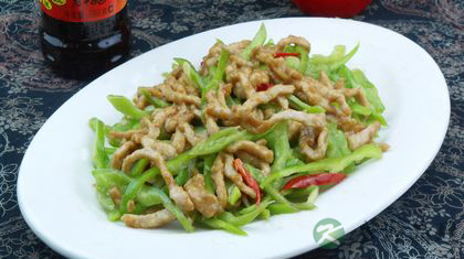 青椒肉丝怎么做才好吃 青椒肉丝怎么做才好吃