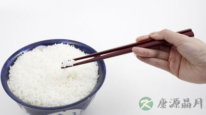 筷子使用不当也会致病