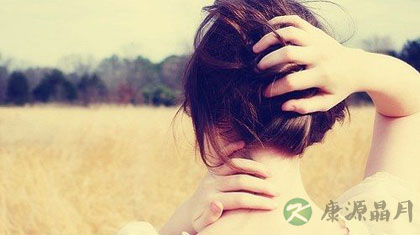 腋臭很尴尬 治疗腋臭的偏方 腋臭很尴尬 治疗腋臭的偏方