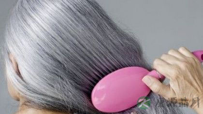 16个白发变黑偏方还你乌黑秀发