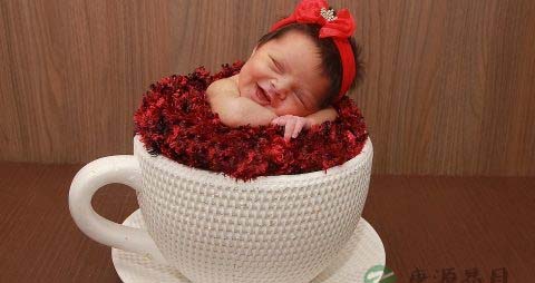 婴儿呕吐怎么护理