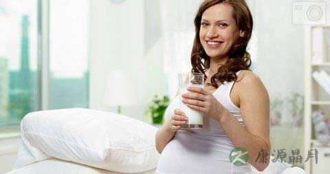 孕妇空腹喝牛奶好吗