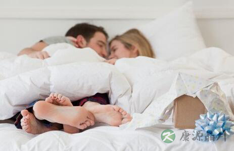 夫妻之间相差几岁最好？
