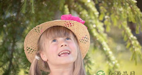 为何有忘年恋_忘年恋形成因素