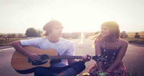 另一半不爱你的征兆_怎样看另一半爱不爱你