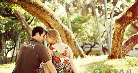 哪些话让夫妻感情升温_让夫妻感情升温的情话