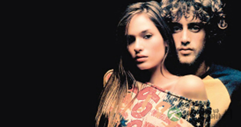 怎样能吸引男人_吸引男人的方法