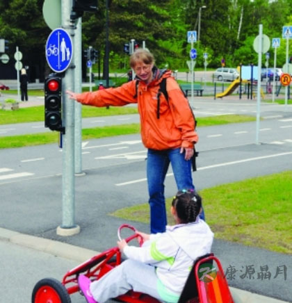 教育孩子　家长方法需正确