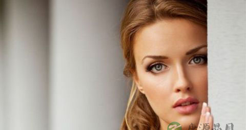 夫妻相是因为变色龙效应？