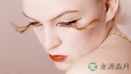 眼皮跳是怎么回事 左眼皮跳是什么预兆 眼皮跳是怎么回事 左眼皮跳是什么预兆