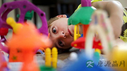 儿童自闭症的症状及治疗方法